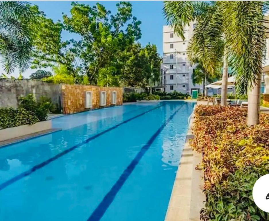8 Spatial Condominium Davao Ngoại thất bức ảnh